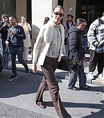Filename=021.jpg
Filesize=2561KiB
Dimensions=1666x2500
Date added=Oct 09, 2025 021.jpg